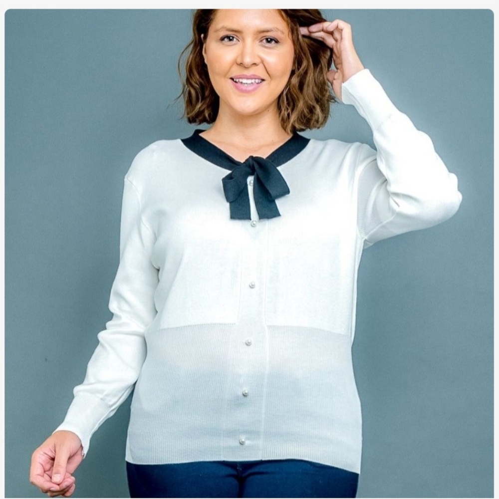 Women's sweater